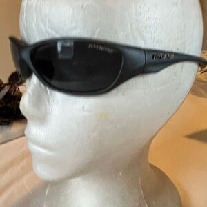 Ryderwear Sleek Black Sunglasses